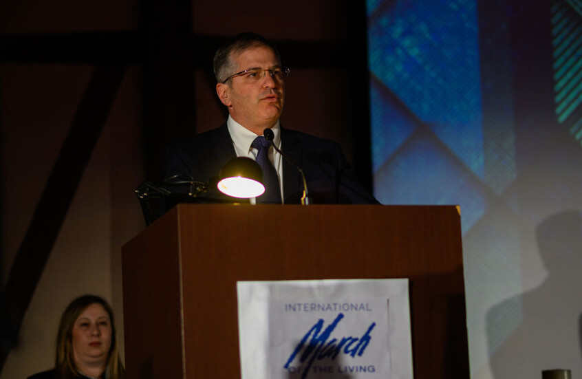 وزير التعليم الإسرائيلي يحذر مديري المدارس الداعين علنا إلى وقف الحرب في غزة