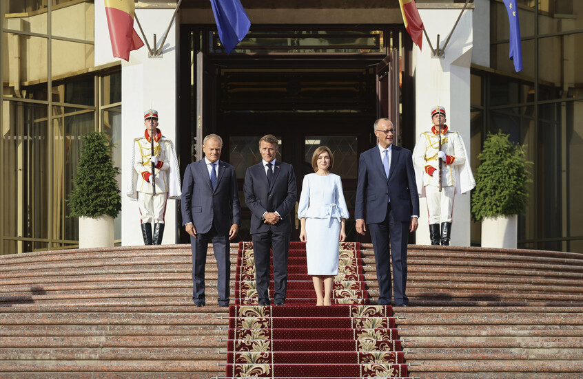 ميرتس وماكرون وتوسك يدعمون انضمام مولدوفا إلى الاتحاد الأوروبي