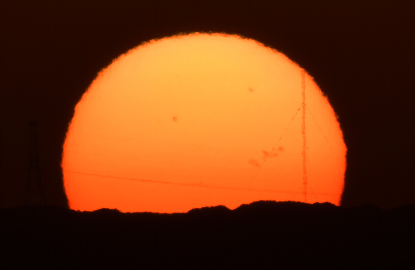 معهد أبحاث الفضاء لأكاديمية العلوم الروسية يرصد ظواهر شمسية غريبة في غضون 24 ساعة