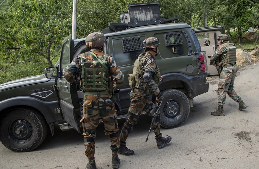 الهند.. تصفية شخصين حاولا التسلل إلى جامو وكشمير