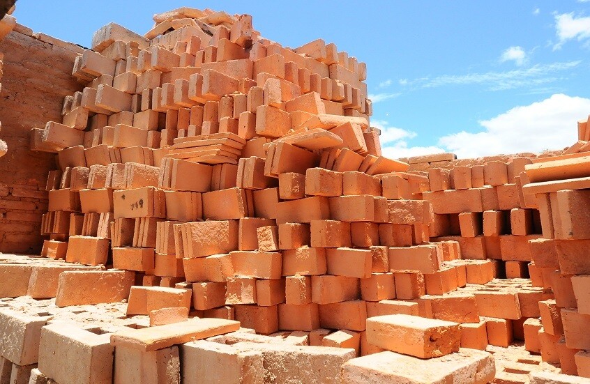 فريد عالميا.. ابتكار روسي لإنتاج الطوب باستخدام الصخور الطينية