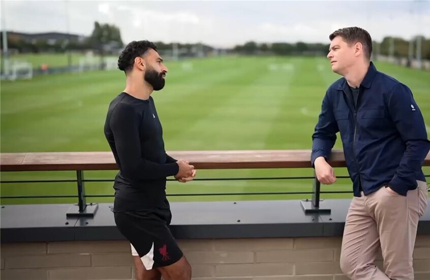 بين الماضي والحاضر.. محمد صلاح يفتح قلبه بتصريحات مثيرة (فيديو)