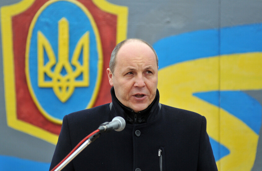 خبير يوناني: باروبي كان متورطا في جرائم قتل في أوديسا وتمجيد البانديريين