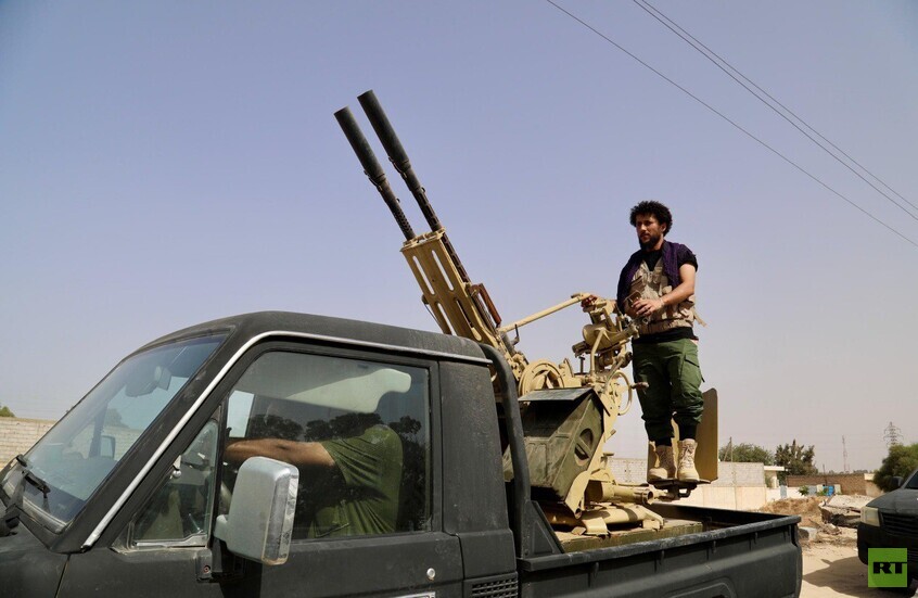 إعلام ليبي: المنفي والدبيبة يتوصلان إلى إطار توافقي لتعزيز الاستقرار في العاصمة طرابلس