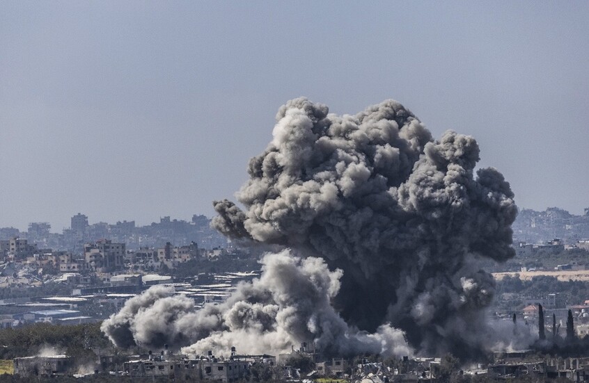 مقاتلة إسرائيلية تقصف عن طريق الخطأ موقعا عسكريا إسرائيليا شمال غزة