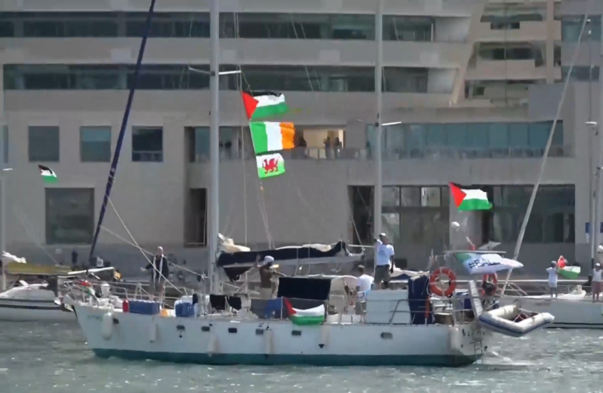أسطول مساعدات إنسانية يبحر من برشلونة إلى غزة لكسر الحصار