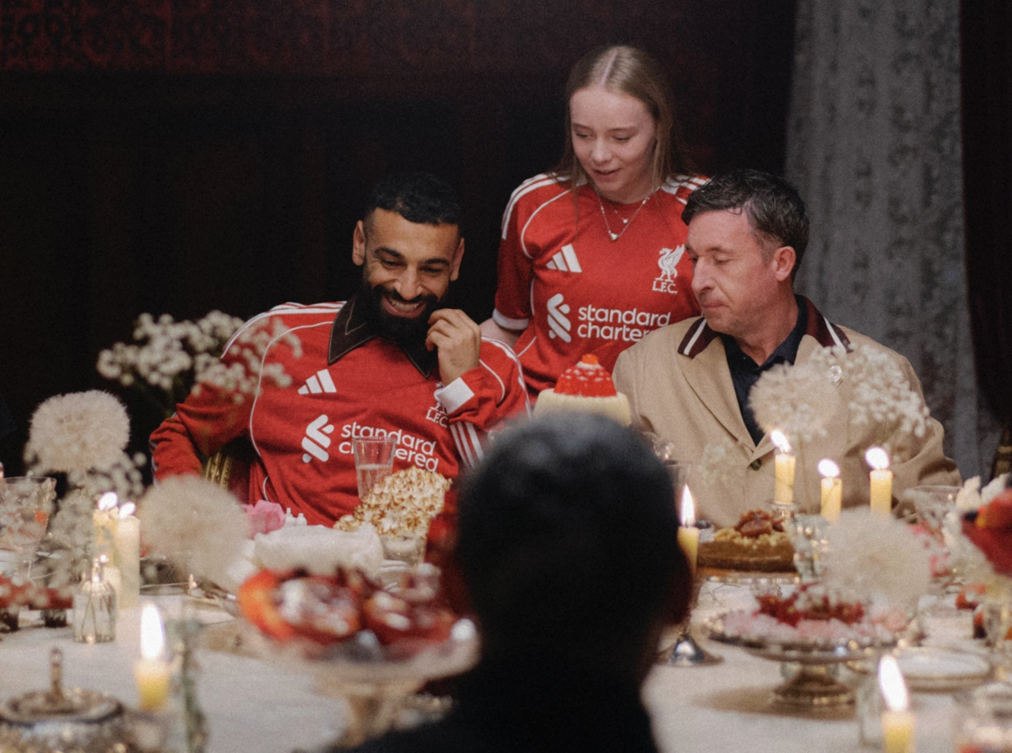 هدية مفاجئة لمحمد صلاح تشعل مواقع التواصل الاجتماعي (صورة)