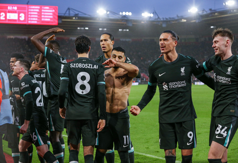 الهلال السعودي يتوصل لاتفاق لضم مهاجم ليفربول مقابل مبلغ ضخم