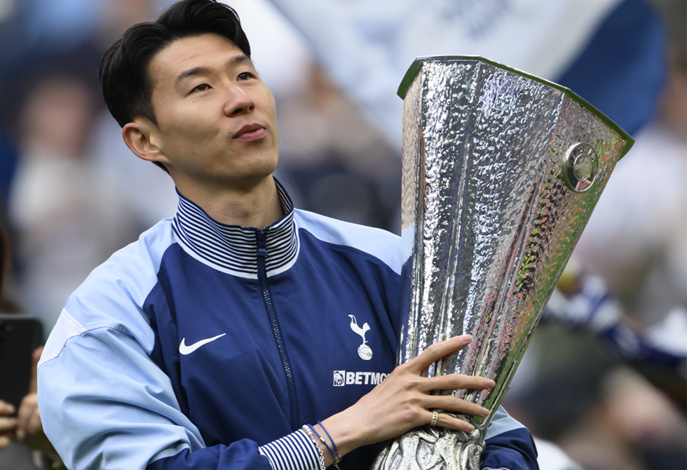 بعد عقد من التألق.. سون ينهي حقبته مع توتنهام وينتقل إلى الدوري الأمريكي