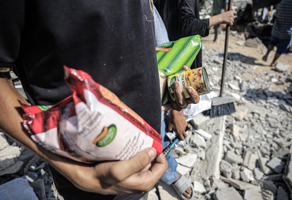 غزة.. استئناف إدخال المساعدات الإنسانية عبر معبر كرم أبو سالم