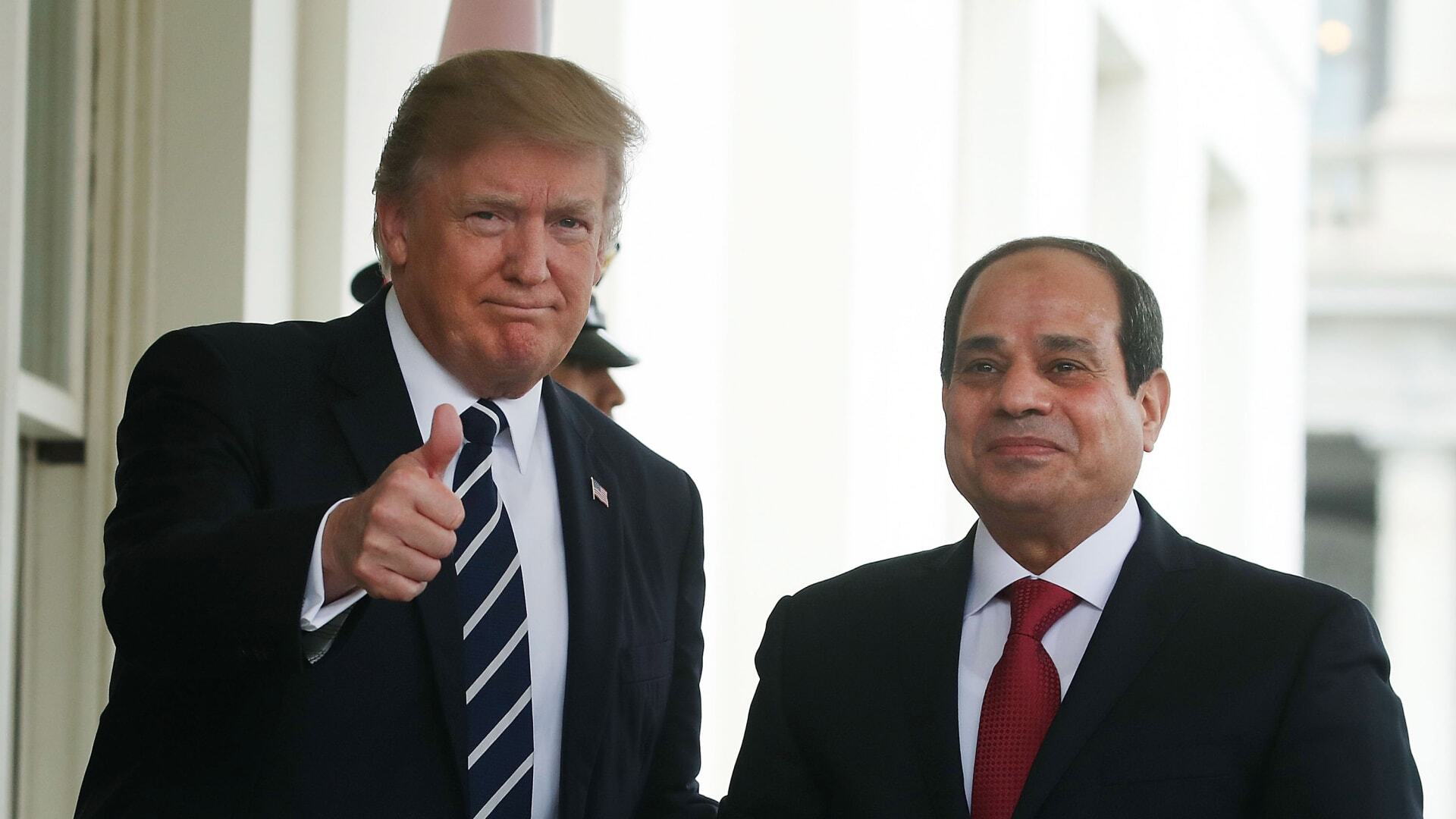 الإعلام العبري: ترامب وعد مصر بمكافأة كبيرة وغير متوقعة مقابل تهجير سكان غزة