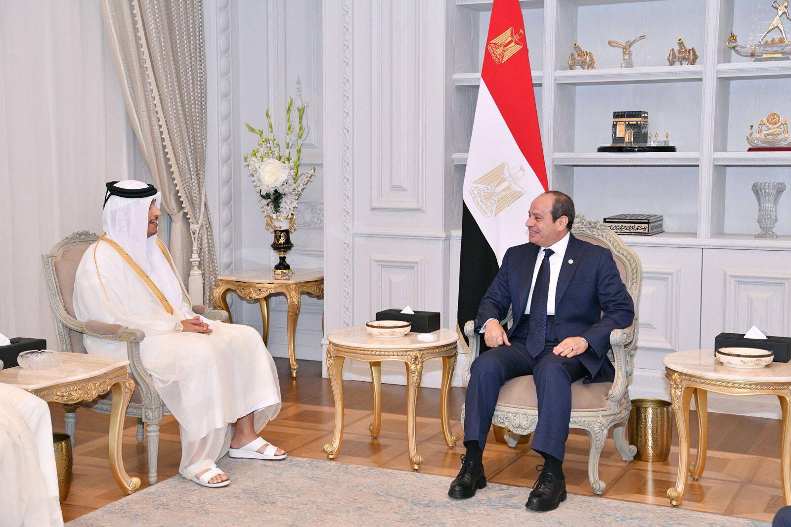 السيسي وآل ثاني يبحثان الوضع في غزة