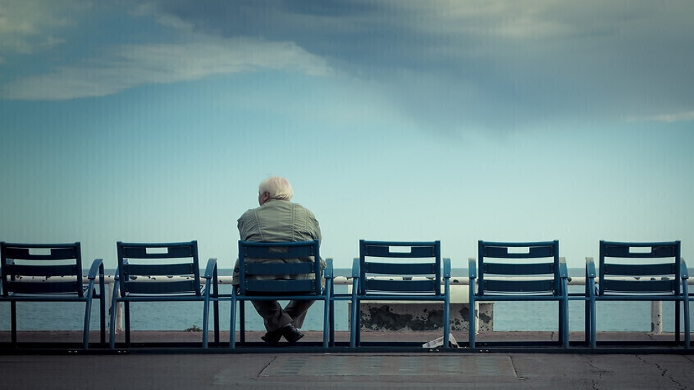 الوحدة أكثر من شعور.. كيف تؤثر في حياتنا وأفكارنا وحتى أحلامنا