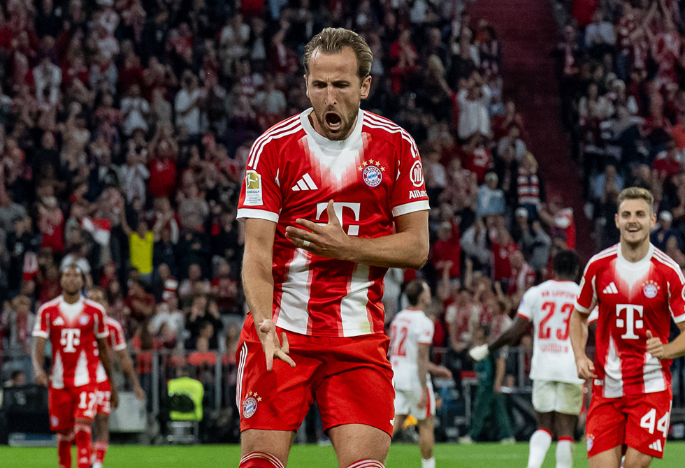 بايرن ميونخ يستهل موسمه في الدوري الألماني بفوز كاسح على لايبزيغ