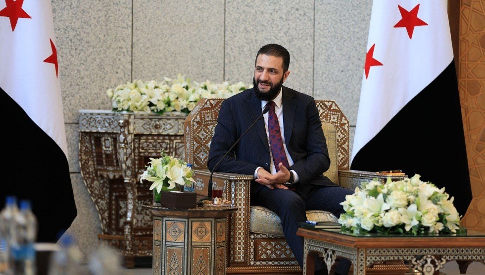 الشرع يؤكد أنه سيوقع على اتفاق أمني و"سلام شامل" بين سوريا وإسرائيل بهذه الشروط!