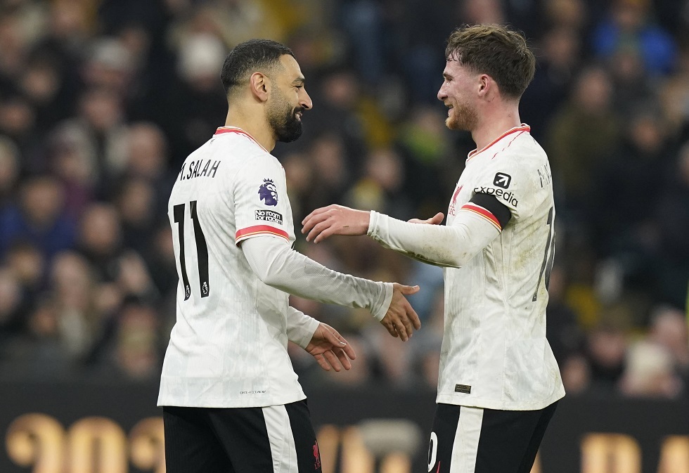لاعب ليفربول ماك أليستر يوجه رسالة من كلمتين باللغة العربية قبل مباراته أمام نيوكاسل (فيديو)