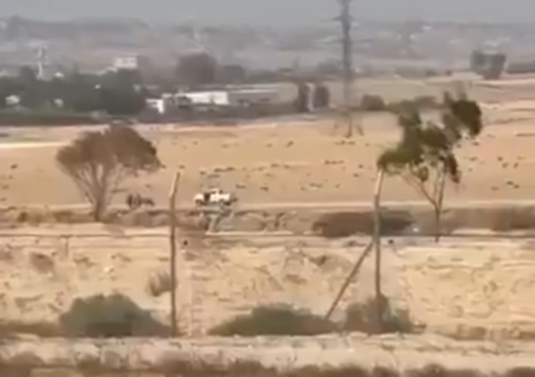 انتشار لقطات لبدو يطلقون النار في موشاف نيفاتيم يثير قلقا في إسرائيل.. (فيديو)