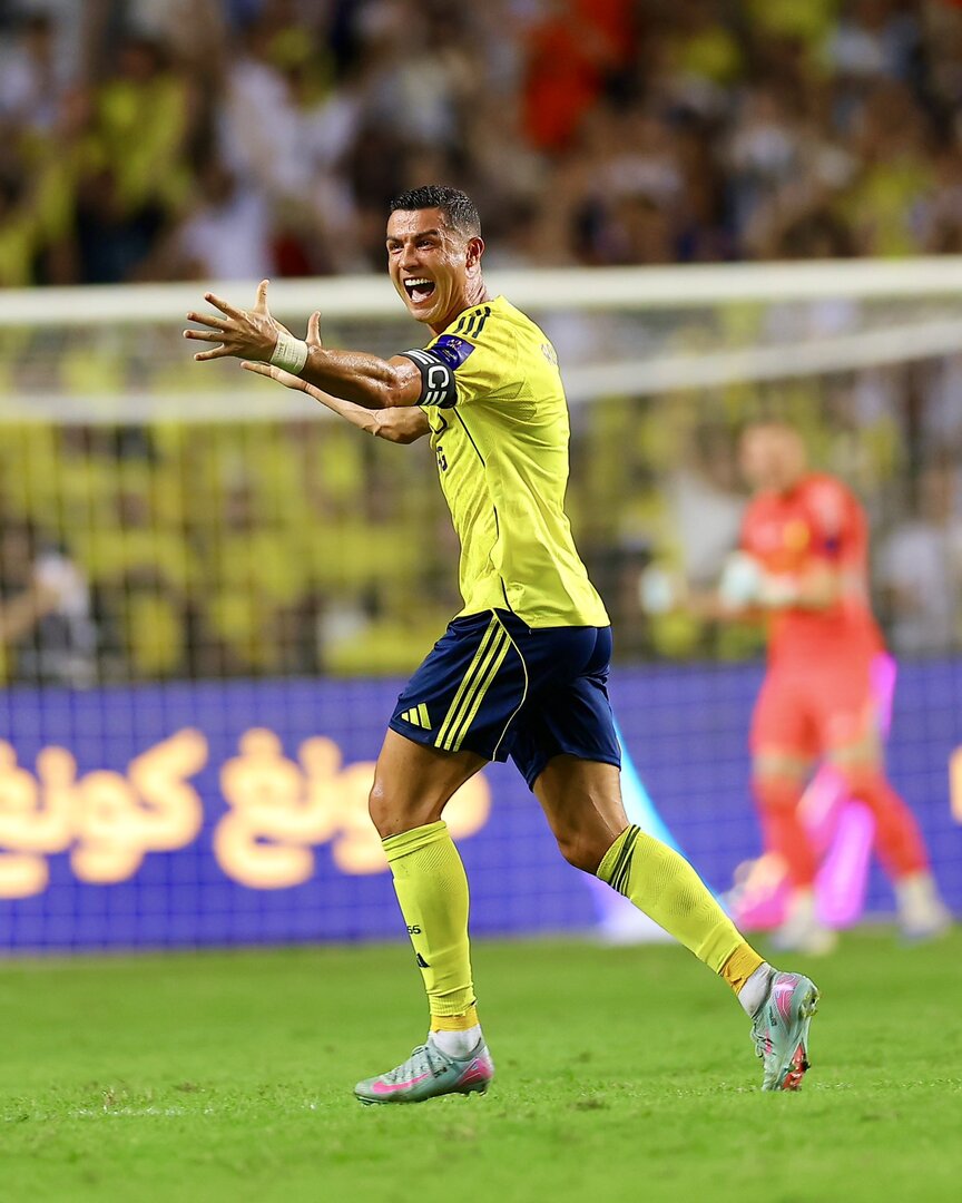 "نحن بحاجة إليكم"!.. رونالدو يخاطب جماهير النصر (صورة)