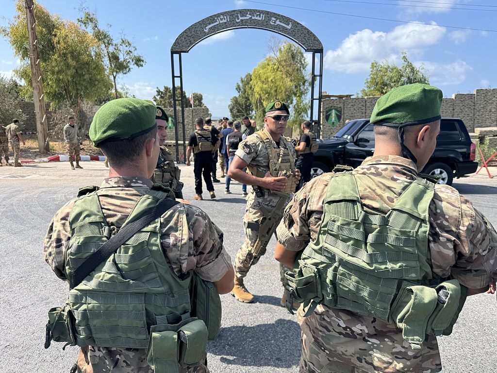 في بيان رسمي.. الجيش اللبناني ينفي نيته رفض حصر السلاح بالقوة