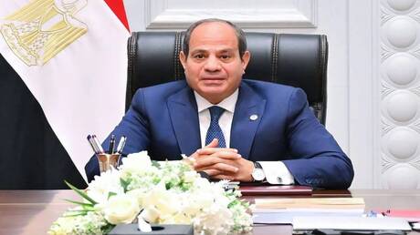 الحكومة المصرية توجه رسالة لمواطنيها بعد قانون أقره السيسي - عاجل 