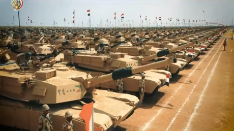 وزير الدفاع المصري يطالب قوات المنطقة الغربية العسكرية بالاستعداد القتالي - عاجل 