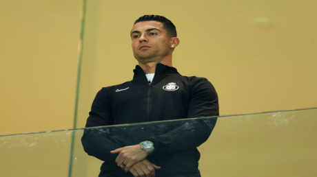 بجوار ولي العهد السعودي.. أول ظهور لرونالدو بعد خسارته كأس السوبر (صورة)