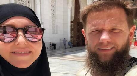 ألمانيا.. ملاكمة وعارضة أزياء سابقة تصبح الزوجة الثالثة ل"شرطي الشريعة" 