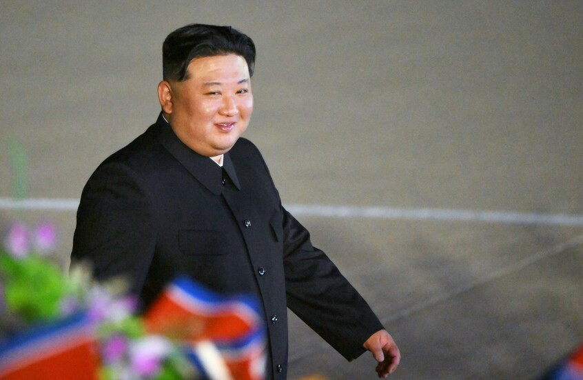 كيم جونغ أون يتفقد منشأة جديدة لإنتاج الصواريخ