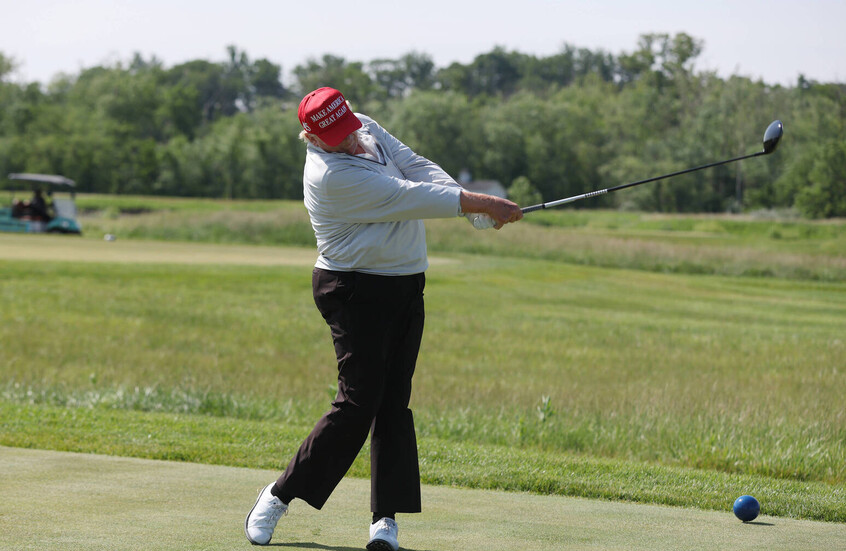 صحفيون: ترامب يقضي 30% من ولايته الرئاسية الثانية في ملاعب الغولف