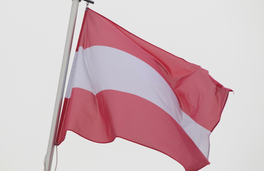 المستشار النمساوي يعلن أن بلاده لن تنضم إلى حلف الناتو