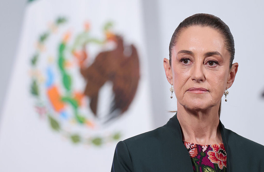 شينباوم لترامب: لا للخضوع نعم للتعاون