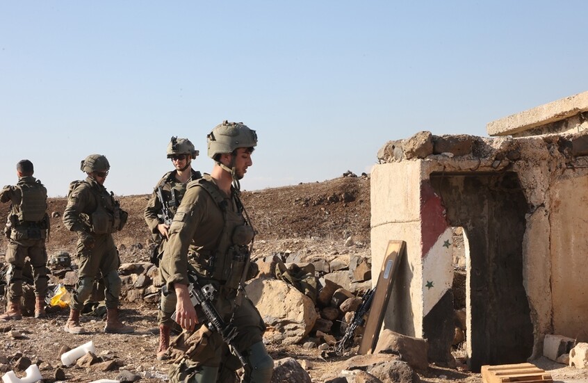 "الإخبارية السورية": قوات إسرائيلية تتوغل في بلدة جباتا الخشب بريف القنيطرة وتعتقل 7 شبان