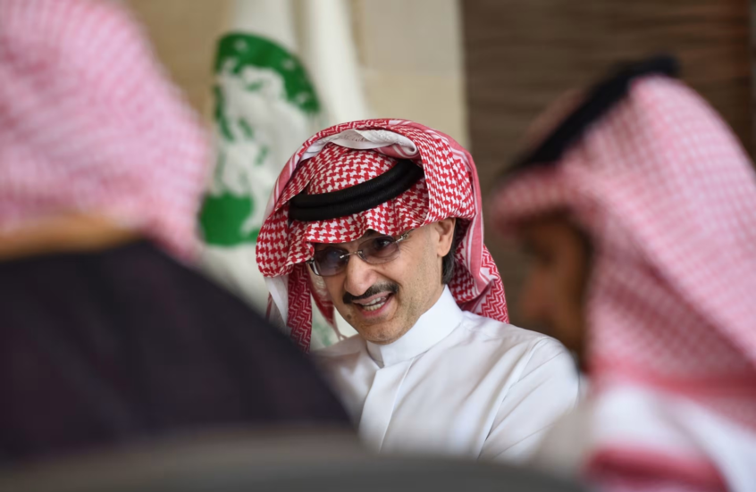 الوليد بن طلال يصف "الهلال" بالفريق "الأفضل" سعوديا