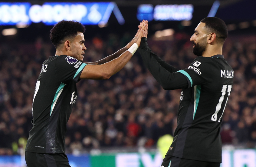 بعبارة واحدة.. صلاح يرد على تقليل بعض المشجعين شأن زملائه السابقين في ليفربول و"تمجيد" إيزاك وفيرتز