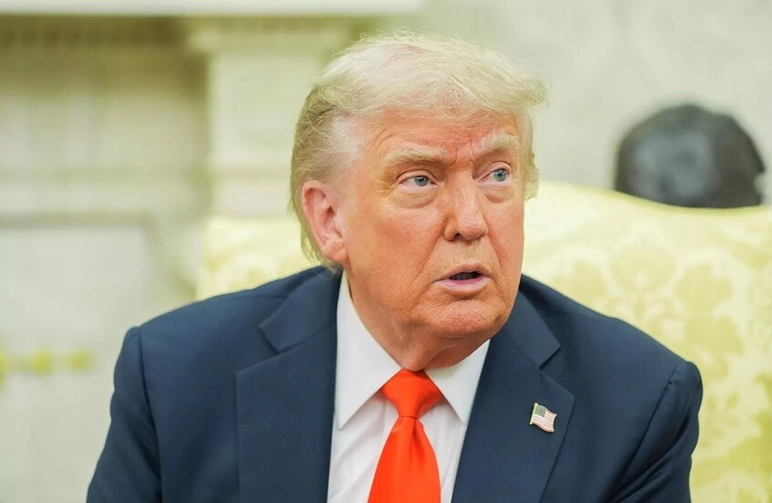 إعلام: ترامب عندما أعلن عن المكالمة الهاتفية كان يقصد زيلينسكي وليس بوتين