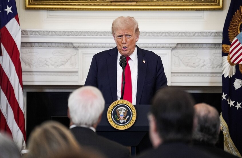 ترامب يأمل في عقد لقاء بين بوتين وزيلينسكي