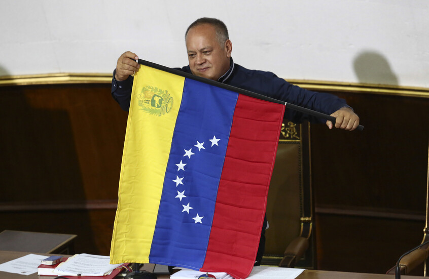 بعد مهاجمة زورق المخدرات.. فنزويلا تتهم الولايات المتحدة بـ"القتل خارج القانون"