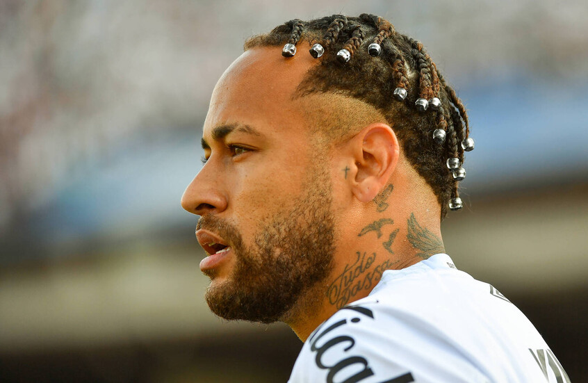 وصية غريبة.. رجل أعمال برازيلي يهب ملياراته لنيمار