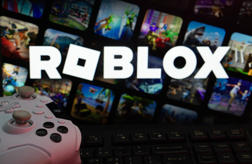 إيقاف المحادثات الصوتية والكتابية في "روبلوكس" بالسعودية والإمارات