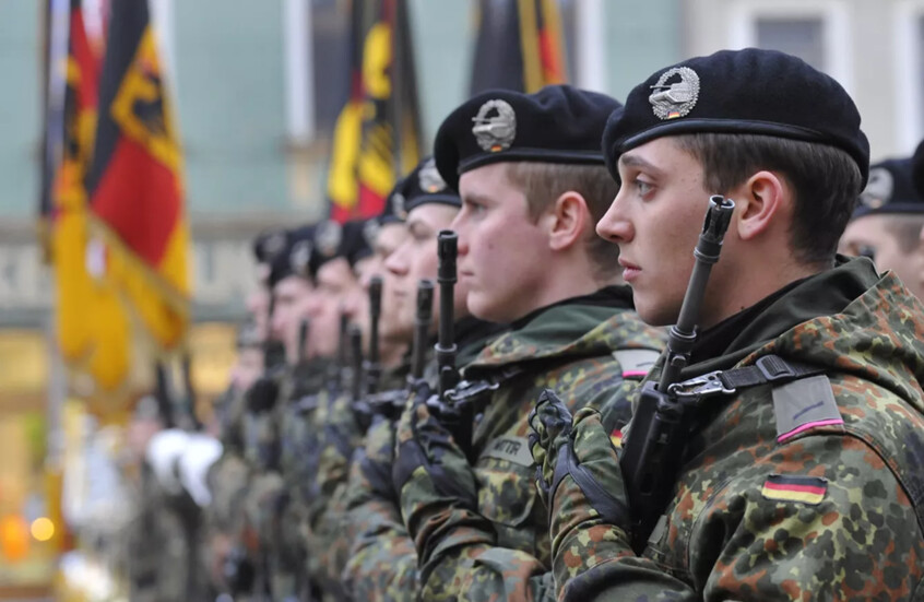 "شبيغل": ألمانيا تحتاج إلى 9.6 مليار يورو لتجهيز الجنود بزي جديد وسط خطط توسعية "للبوندسفير"