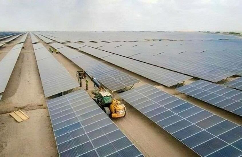 "شبوة على الطريق الأخضر".. تدشين محطة طاقة شمسية في محافظة يمنية بقدرة إنتاجية تبلغ 53 ميغاوات