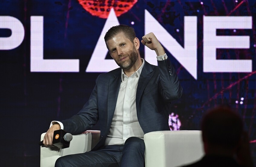 "فوربس": ابن ترامب يصبح مليارديرا بعد ارتفاع سعر سهم "بيتكوين" الأمريكي