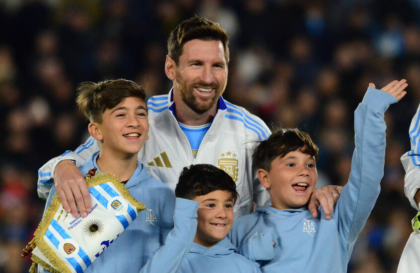 ميسي يحدد شرطه للمشاركة في كأس العالم 2026