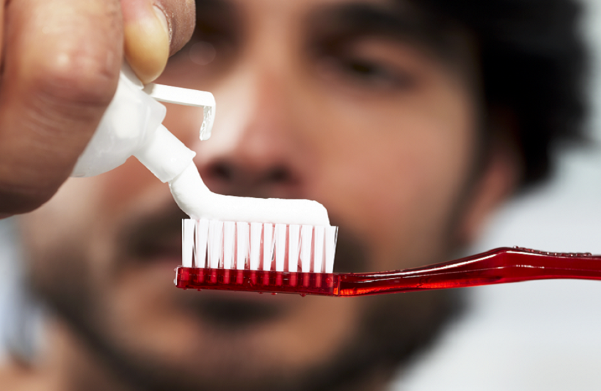 كمية معجون الأسنان المناسبة لتنظيف مثالي