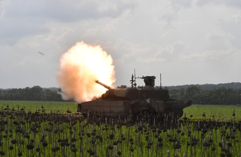 الجيش الروسي يثني على قدرات دبابة T-90M المحدّثة