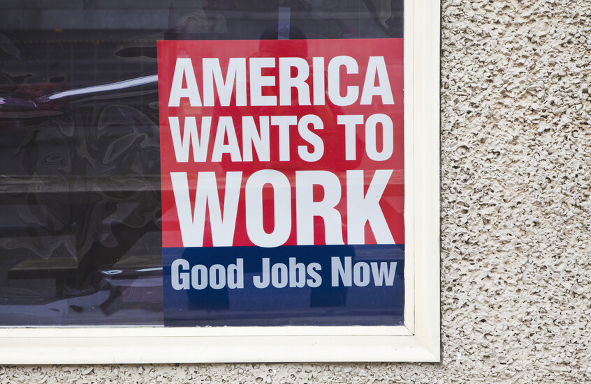 ارتفاع البطالة وتراجع سوق العمل في أغسطس يعكس تباطؤ الاقتصاد الأمريكي