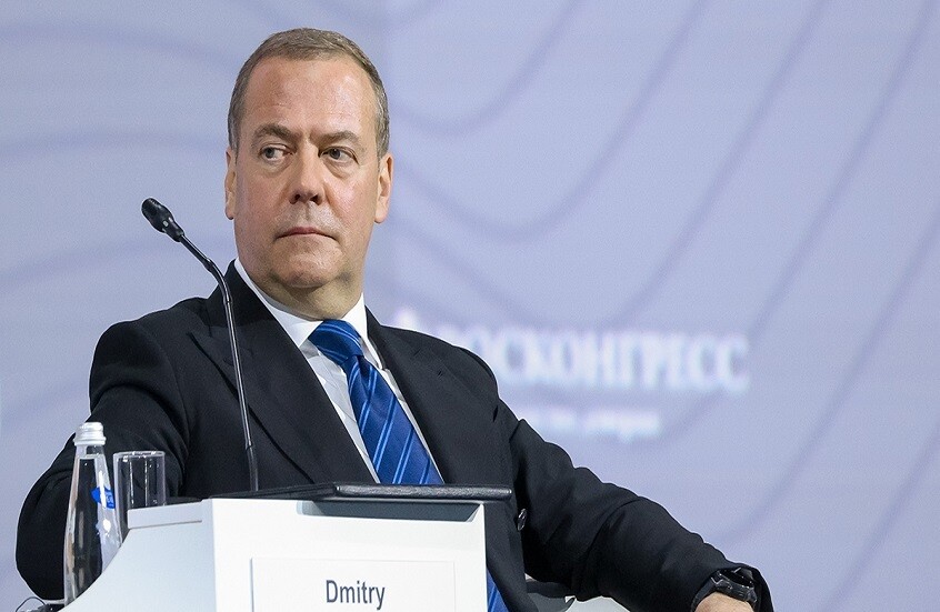 مدفيديف يؤكد على ضرورة تعزيز أمن الحدود