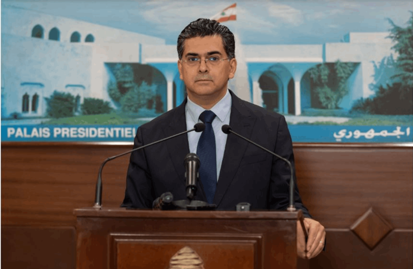 وزير الإعلام اللبناني: تنفيذ "الورقة الأمريكية" مرتبط بموافقة جميع الدول وإسرائيل لم تظهر أي التزام