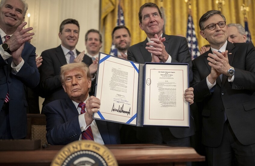 مستشار للرئيس الروسي: واشنطن تلعب بالعملة المشفرة لخفض قيمة ديونها