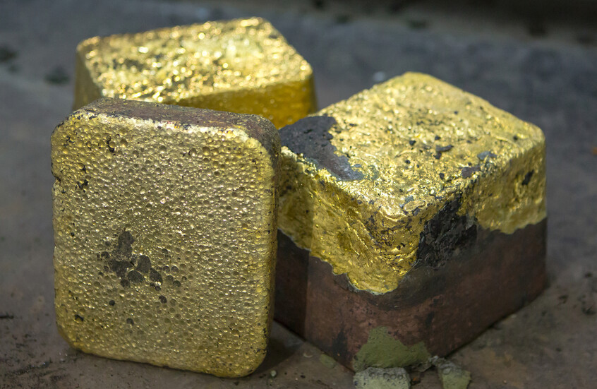 وزير الموارد الطبيعية الروسي: احتياطيات الذهب تسجل نموا قويا في 2025